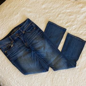 American Eagle Kick Boot Super Stretch Jeans size 6 regular